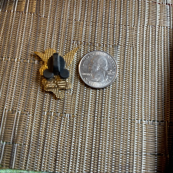 BNWOT Disney Parks Tinkerbell Gemstone Pin - Picture 4 of 4